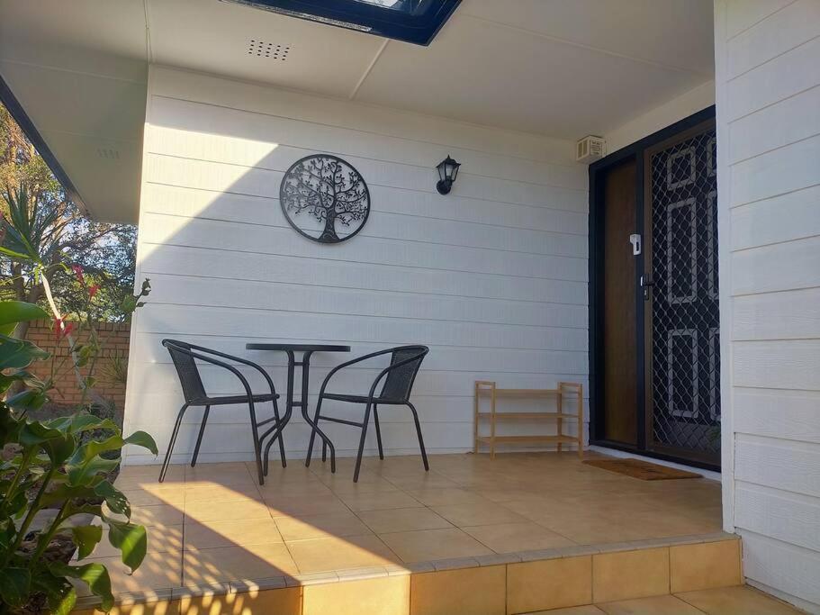 Boyle'S Beach House - Fully Furnished 3 Bedroom Home. Secure Parking. 남부차헤즈 외부 사진