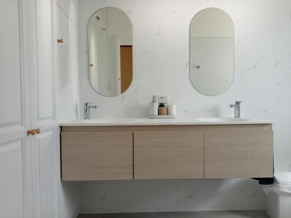 Boyle'S Beach House - Fully Furnished 3 Bedroom Home. Secure Parking. 남부차헤즈 외부 사진